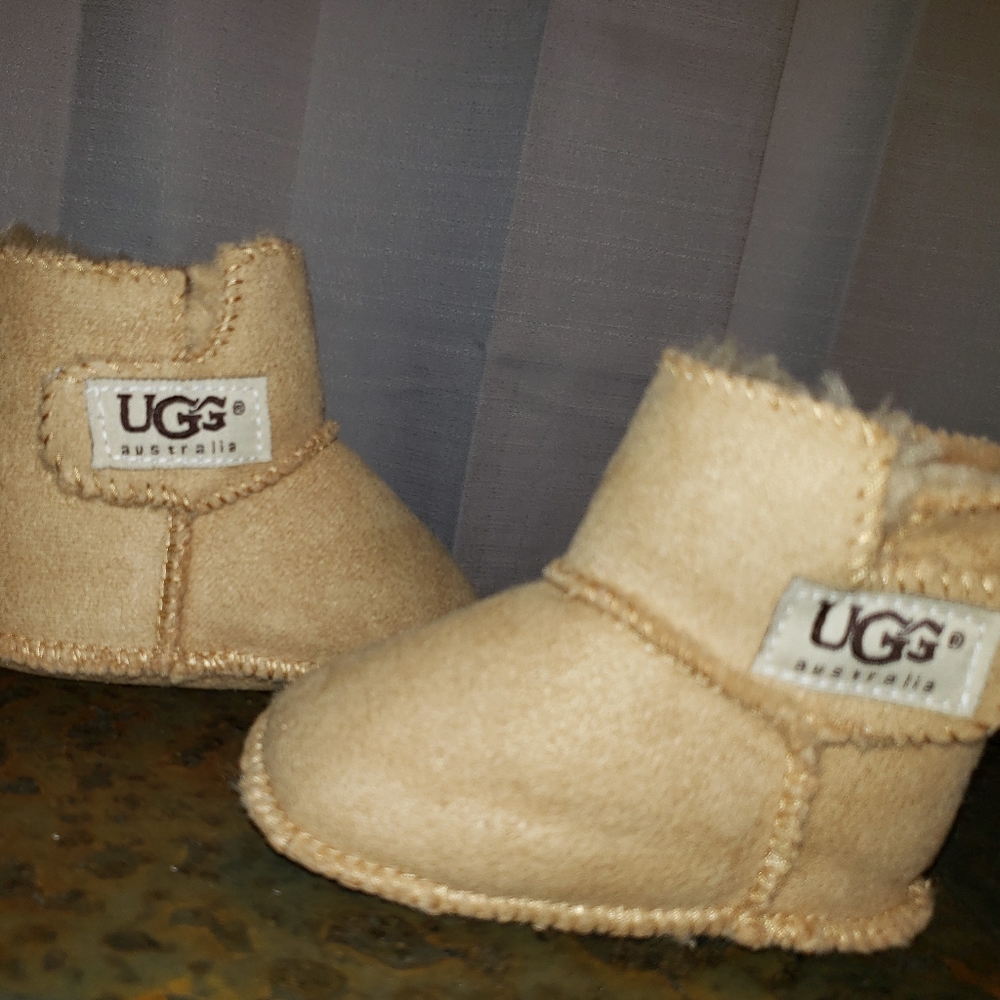 UGG BABY BOOTS